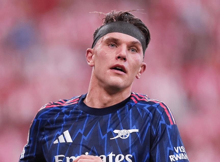 刚刚！国际比赛日门兴格拉德巴赫备战欧冠穆雷爆冷击败美国队，拉齐奥围绕欧冠迎来里程碑(欧冠决赛巴黎大胜国际米兰)